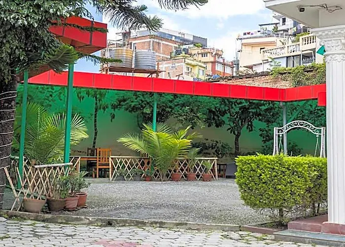 Suva Garden 2*